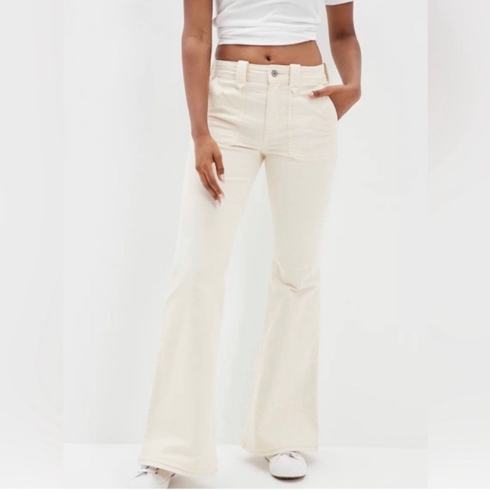 American Eagle Festival Flare Cream Corduroy Pants Tall Size 6